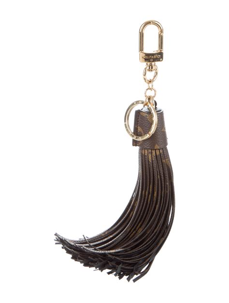 louis vuitton tassel keychain|louis vuitton delice keychain.